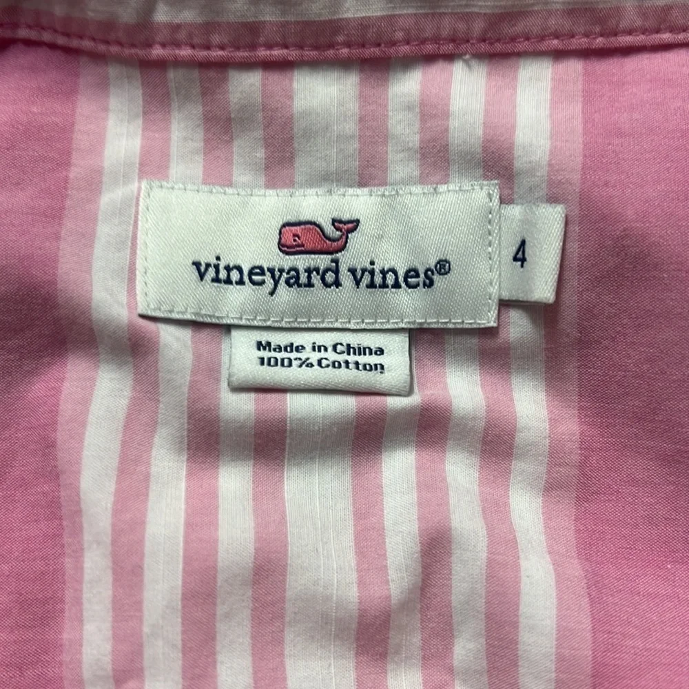 Vineyard Vines “ Cove “ Striped Poplin Blouse